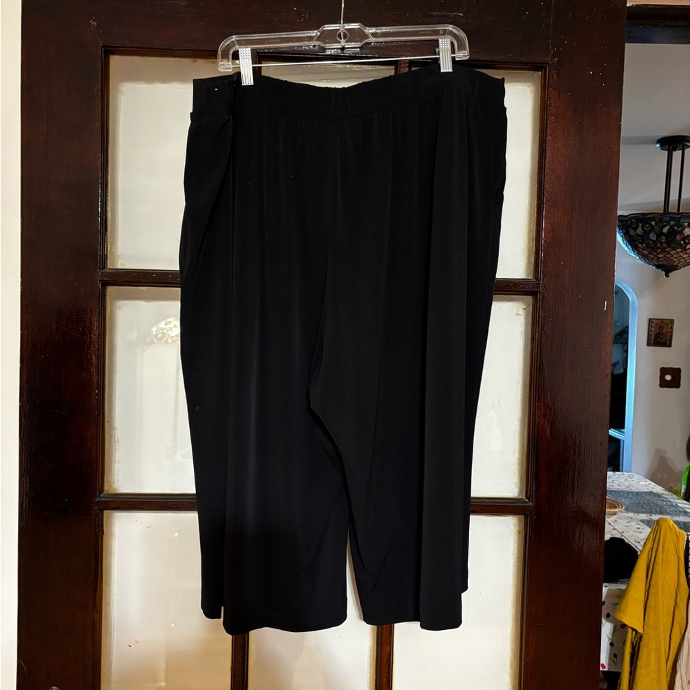Lane Bryant Flowy Capris